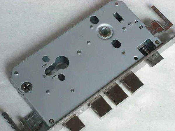 桑日24小时上门开锁公司